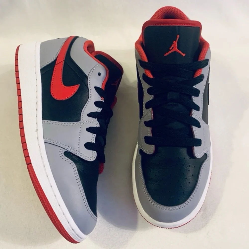 Jordan Low Top Sneakers in Black, Gray & Red